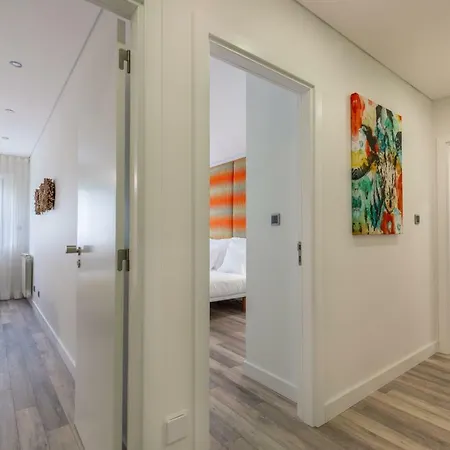 Modern 3bdr In Parque Das Nacoes By Ondjo アパート リスボン